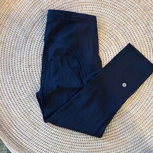 Lululemon Athletica Cropped Navy Blue Leggings